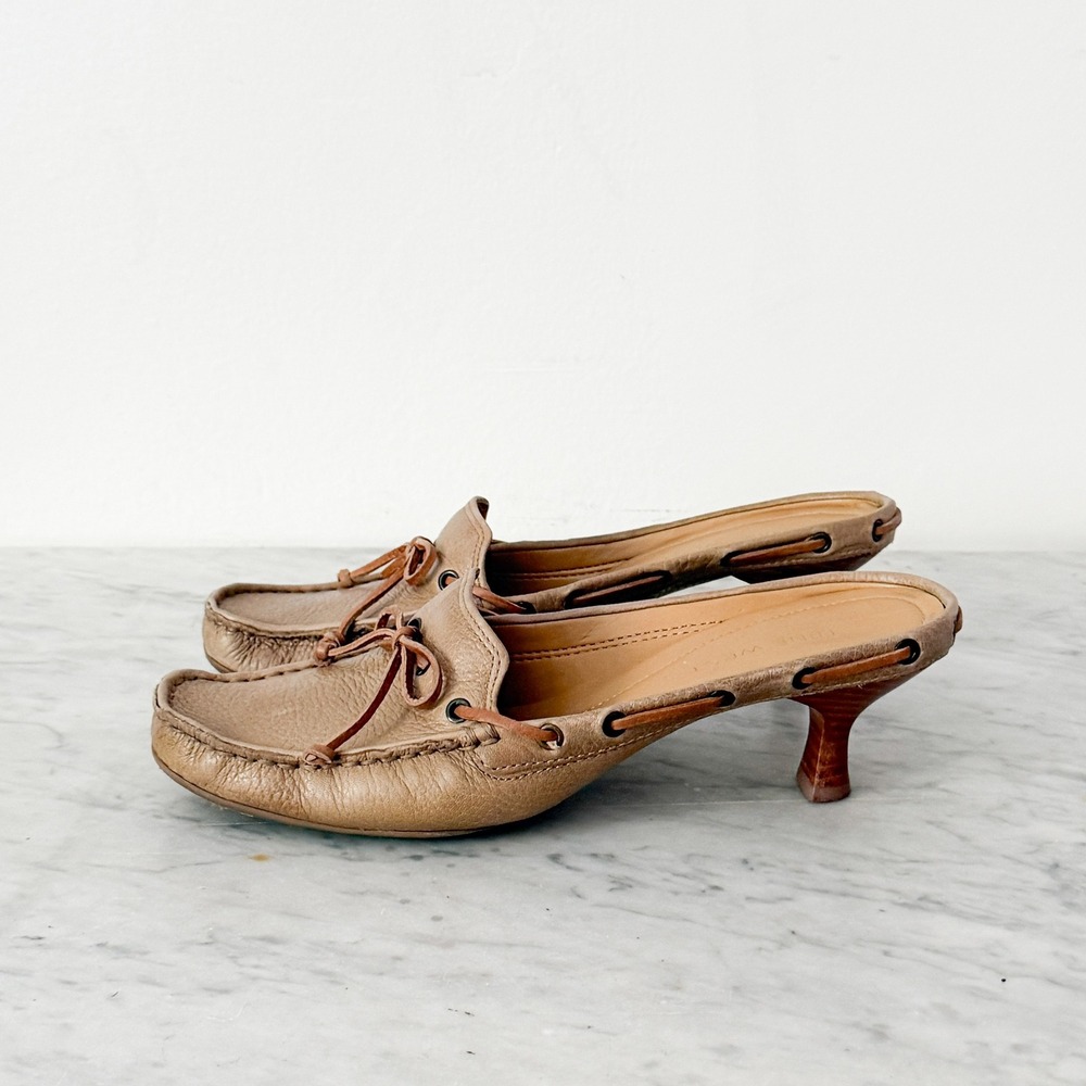 Nine West Leather Moccasin Mules Kitten Heel Square Toe Tan 6.5 Boat Shoe Bow